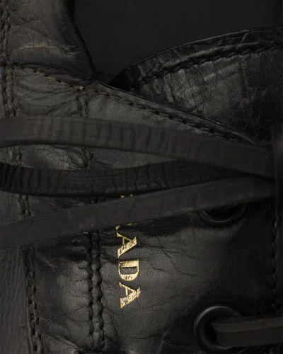 Prada Antikleder-bootsschuhe In Black