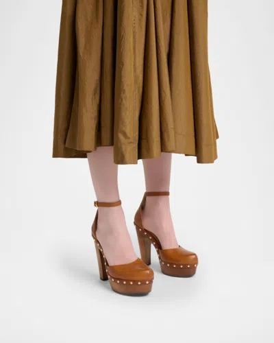 Chloé Lola Studded Leather Platform Sandals In Brown