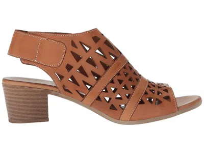 Spring Step Dorotha In Brown
