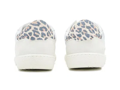 Vaneli Paris In White