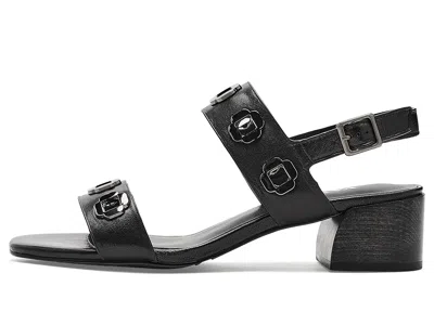 Vaneli Cris In Black