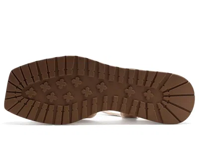 Vaneli Ekon In Neutral