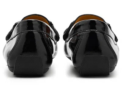 Vaneli Aiker In Black