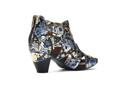 L'artiste By Spring Step Icon-met In Multi