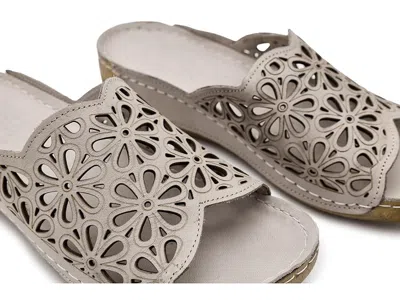 Spring Step Bloomella In Brown