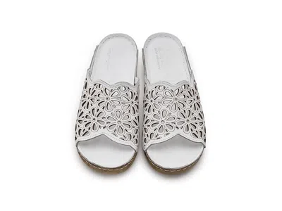 Spring Step Bloomella In White