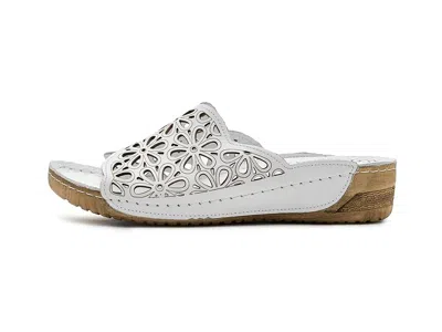 Spring Step Bloomella In White