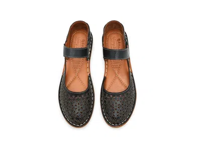 Spring Step Canoya In Black