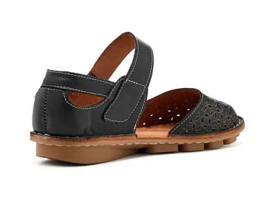 Spring Step Canoya In Black