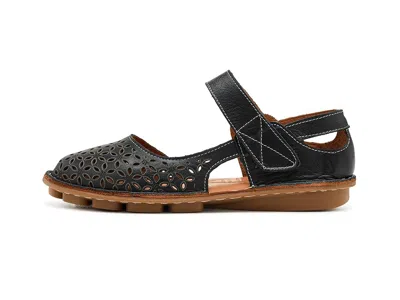 Spring Step Canoya In Black