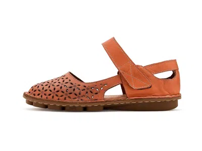 Spring Step Canoya In Brown
