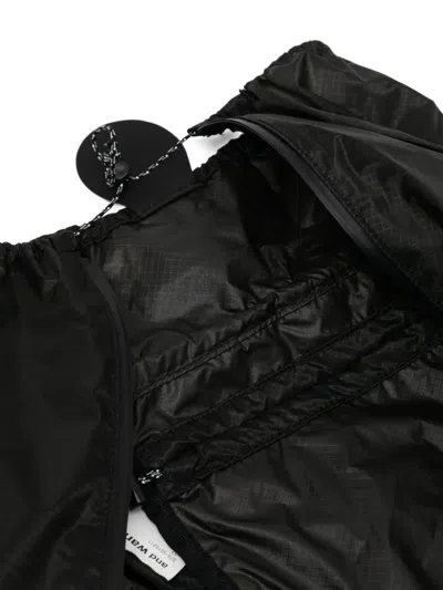 And Wander 98 Sil Daypack Backpack In Black