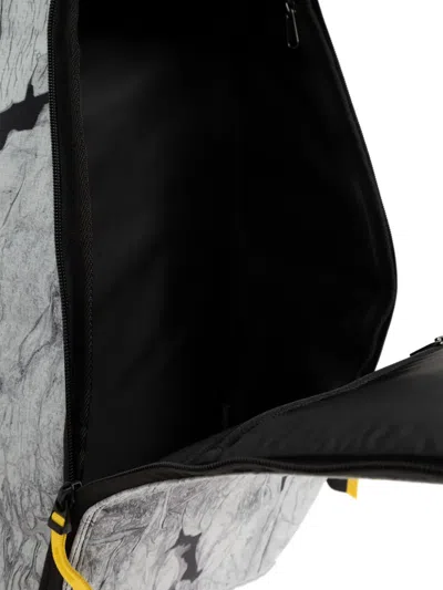 Db Hugger 30l Backpack In Gray