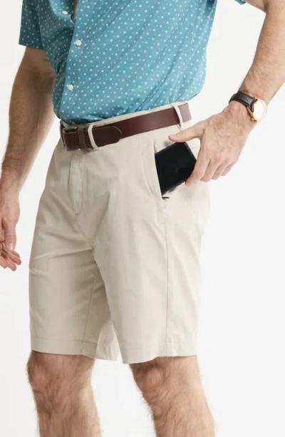 Jachs Tech Shorts In Neutral