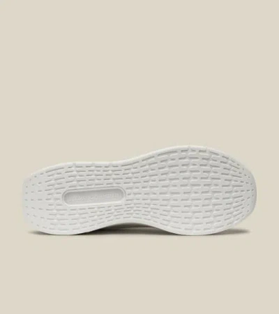 While On Earth™ Move Trainer In White