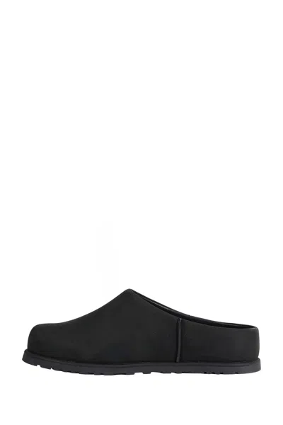 Ugg Round-toe Flat Mules In Black