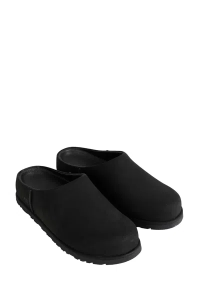 Ugg Round-toe Flat Mules In Black