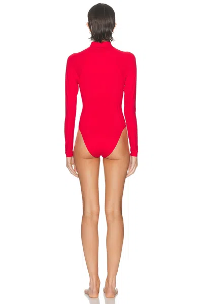 Left On Friday Rays Suit In Red