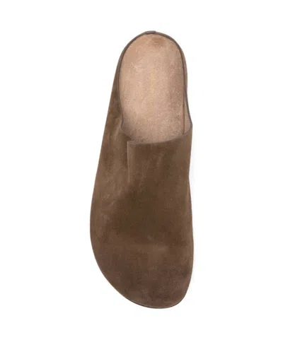 Common Projects Round-toe Slippers In Brown
