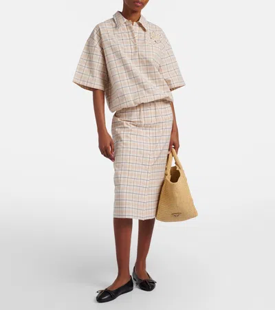 Prada Medium Raffia-effect Shopper In Sand