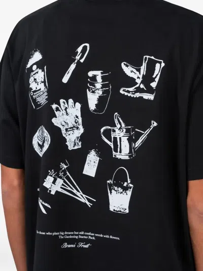 Bram's Fruit 가드닝 글로브 그래픽 티셔츠 In Black