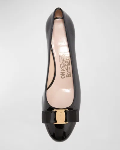 Ferragamo Vara Bow Leather Low Pumps In Black