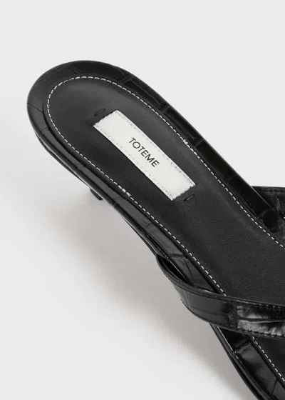 Totême Minimalist Black Leather Thong Sandals With Square Toe And Low Heel In Multi
