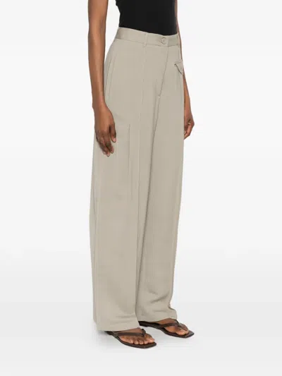 Su Pleated Trousers In Neutral