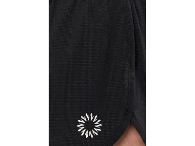 Brooks Movement 3 Dolphin Shorts In Multi