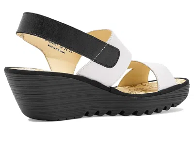 Fly London Yaad604fly In White