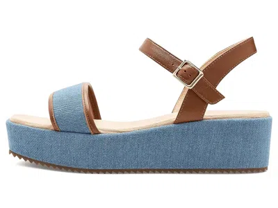 Vaneli Walda In Black