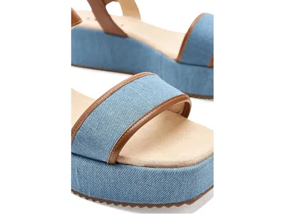 Vaneli Walda In Black