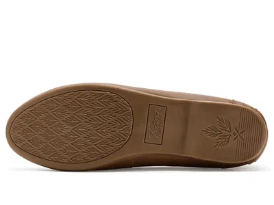 Trotters Iris Flat In Brown