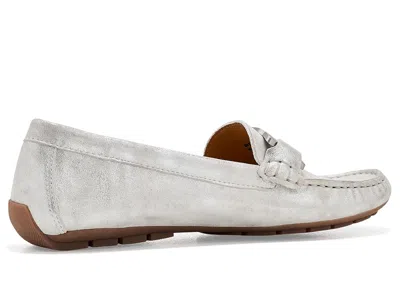Vaneli Aiker In Multi