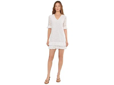 Cece Lace V-neck Shift Dress In White
