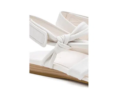 Vionic Geneva Strappy Sandal In Neutral