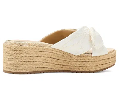 Sam & Libby Chelsea In White