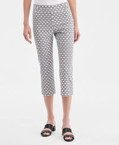 Jm Collection Womens Printed Pull On Capri Pants Macys Exclusive In Neutral