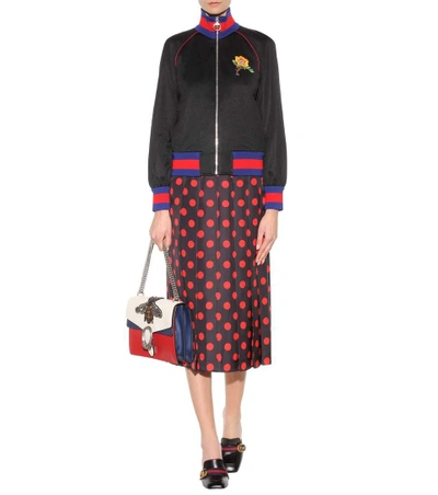 Shop Gucci Printed Pleated Silk Skirt In Llack