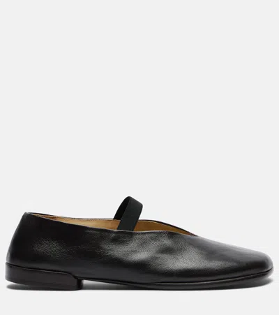 Lemaire Glove Nappa Leather Ballet Flats In Black