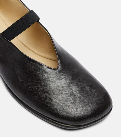 Lemaire Glove Nappa Leather Ballet Flats In Black