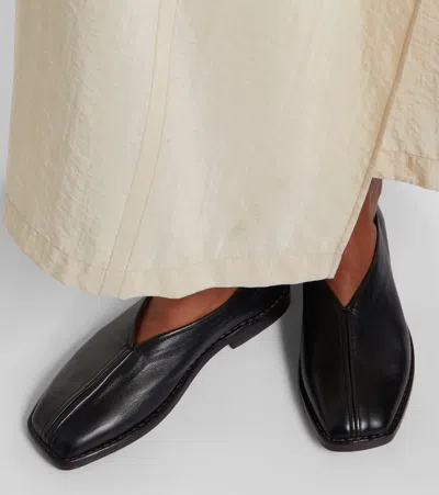 Lemaire Leather Loafers Square Toe Seam Detailing In Black
