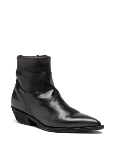 Officine Creative 노엘리 Dd 포인티드 토 레더 부츠 In Black