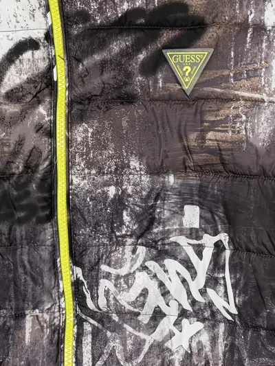 Guess Patterned Hooded Jacket In Gray