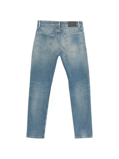 Closed Button Jeans In Blue