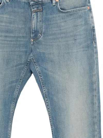 Closed Button Jeans In Blue