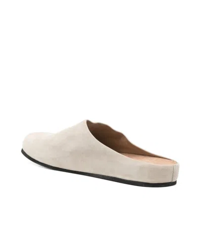 Common Projects Round-toe Slippers In Neutral