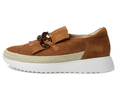 Vaneli Qerene In Brown