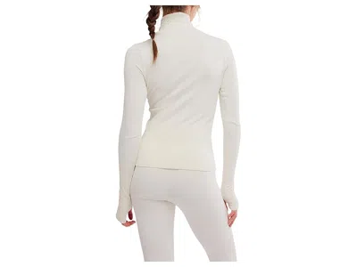 Fp Movement Run Around Seamless Layer In White