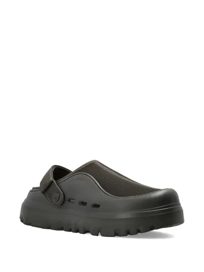 Ugg Peakmod Strap Clogs In Black
